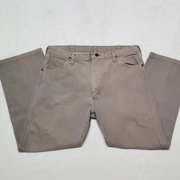 VINTAGE 1980s Wrangler Beige Tan USA Made High Waisted Butt Hugging Jeans